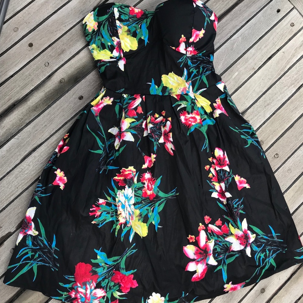 Strapless Flower dress